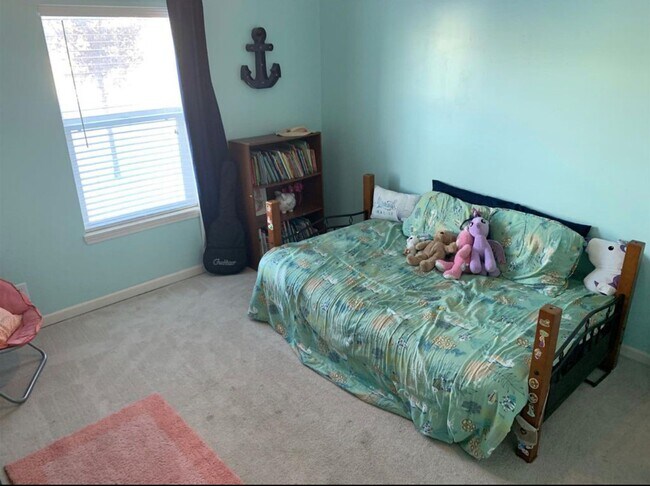 Building Photo - Hawthorne Lakes...4 Bed 2 Bath
