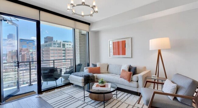 Building Photo - 1995 Wewatta St