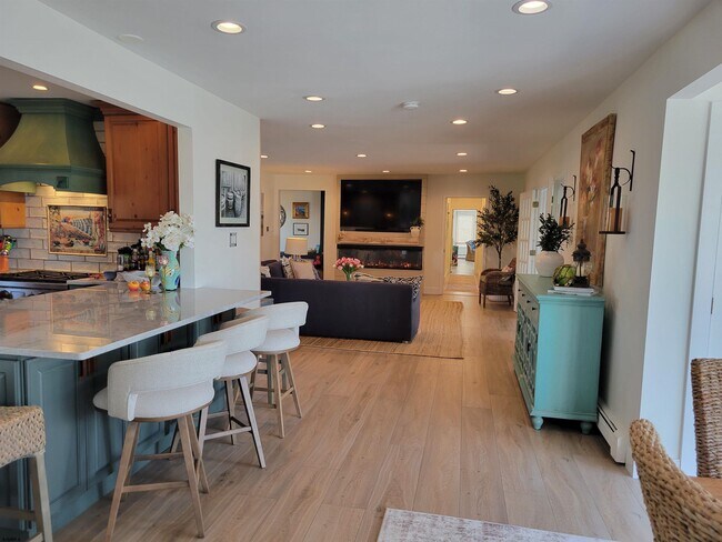 Building Photo - 8601 Fulton Ave