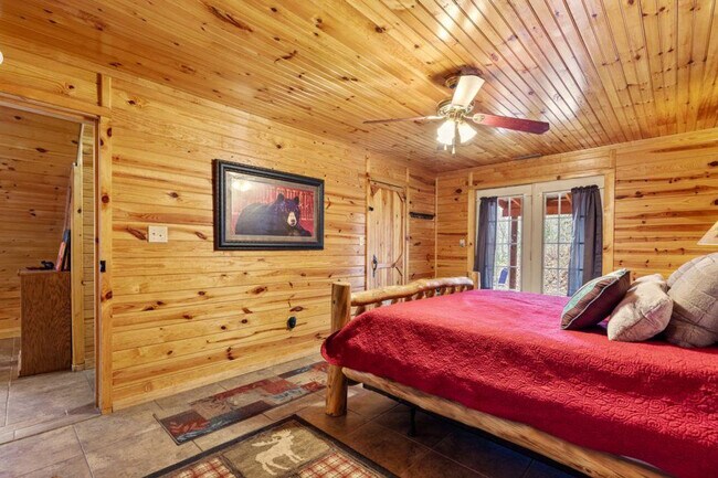 Building Photo - 3905 Fern Brook Way