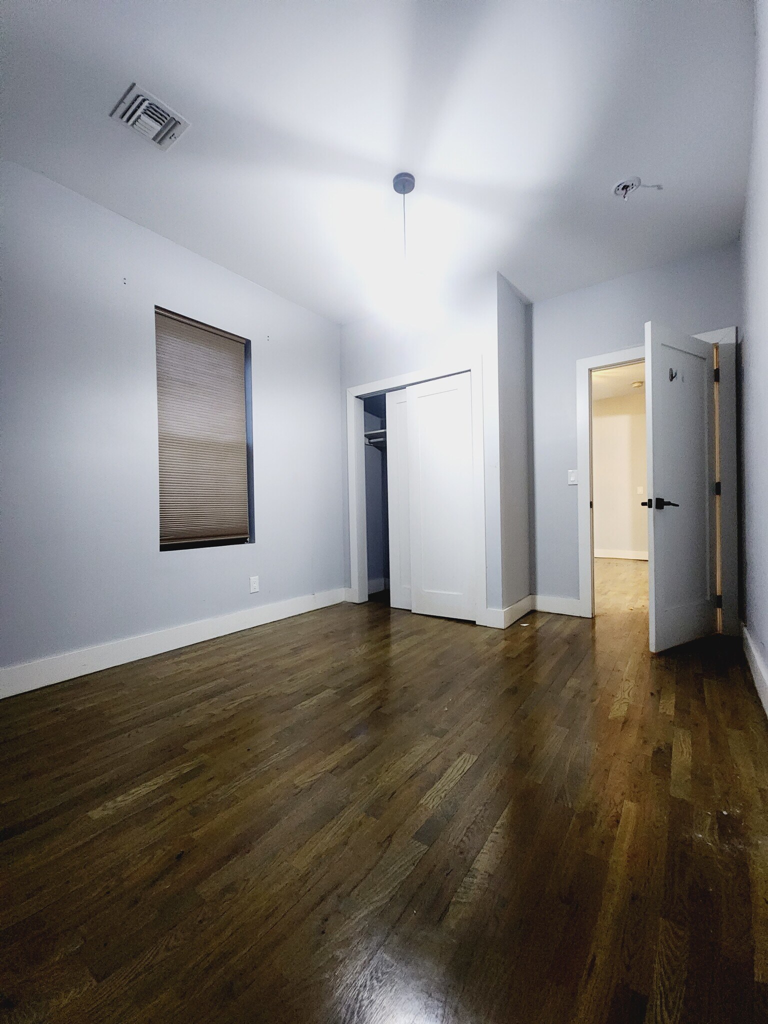 68 Neptune Ave 2R - 69 Neptune Ave