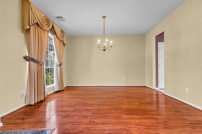 Building Photo - 16343 Mellow Oaks Ln