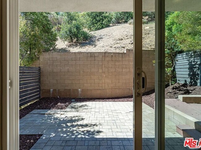 Building Photo - 6746 Gill Way