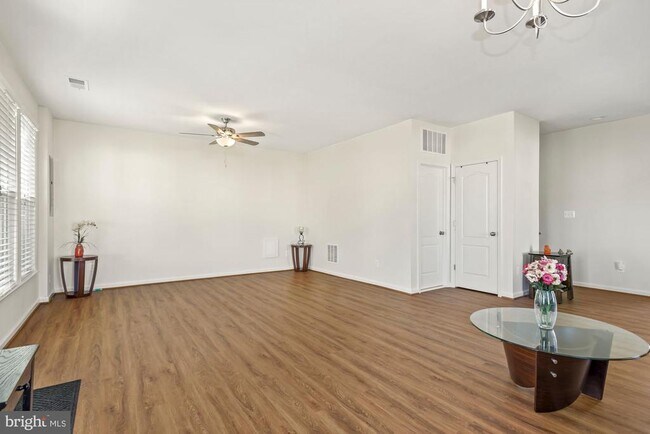 Building Photo - 41687 Wellstone Terrace