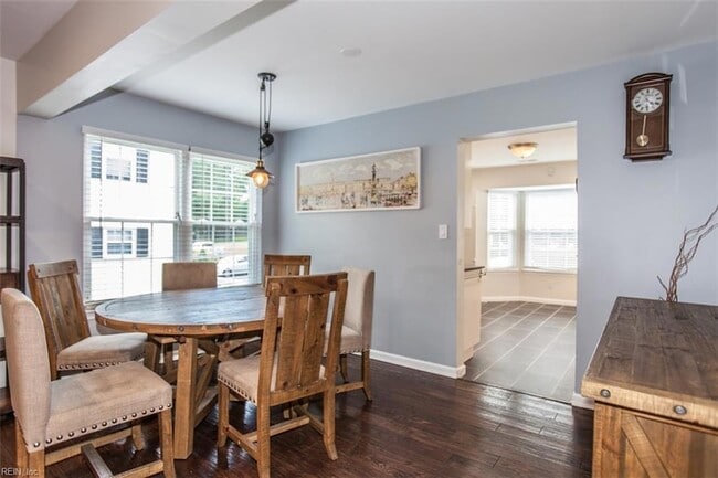 Building Photo - 1678 Skiffes Creek Cir