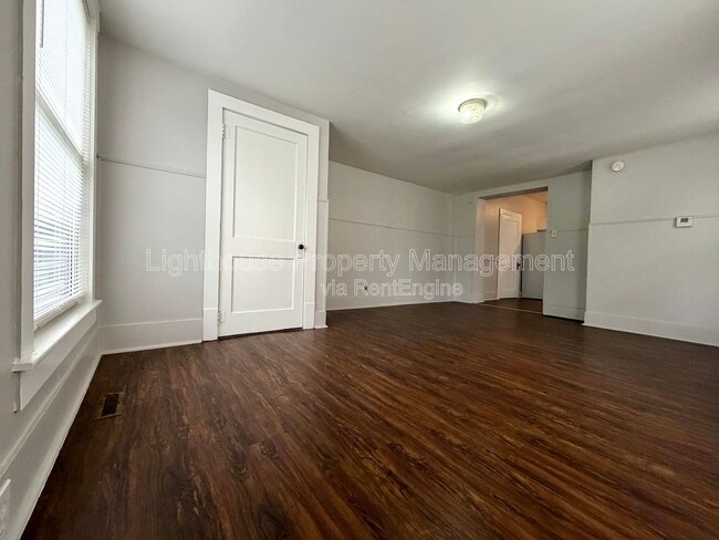 Building Photo - 1515 Hoyt St