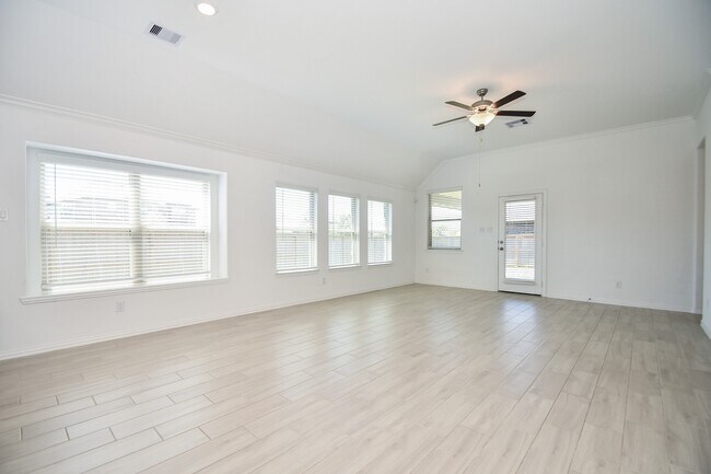 Building Photo - 2103 Vidalia Onion Ct