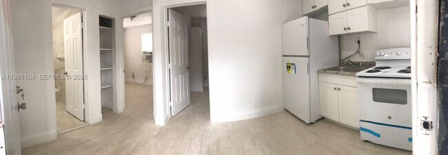 Building Photo - 180 NW 17th St