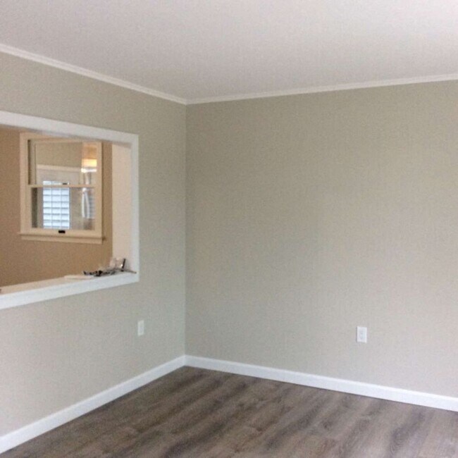 Building Photo - Adorable 2 Bedroom in Moultonborough