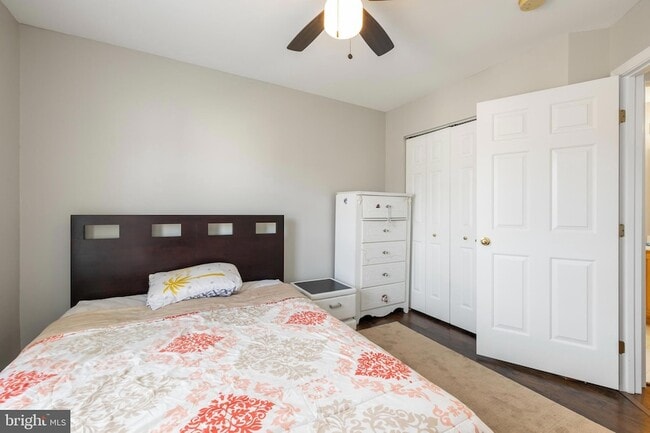 Building Photo - 4004 Meadow Trail Ln
