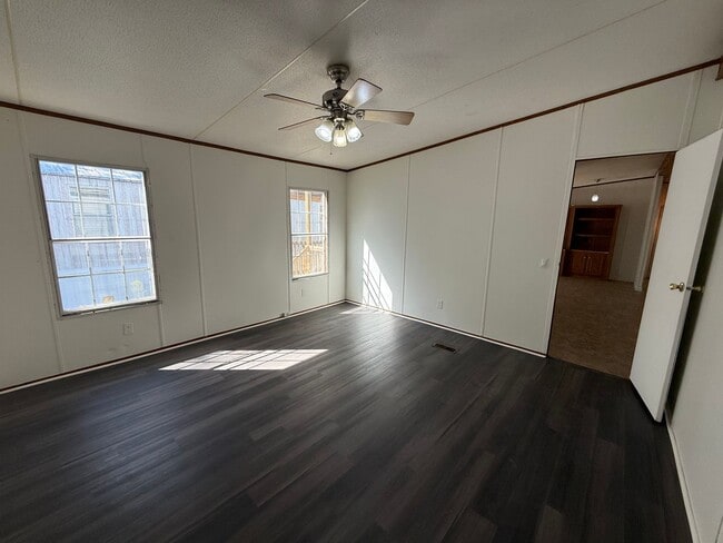 Building Photo - 4-Bedroom Home for Lease | Benton, LA 7100...