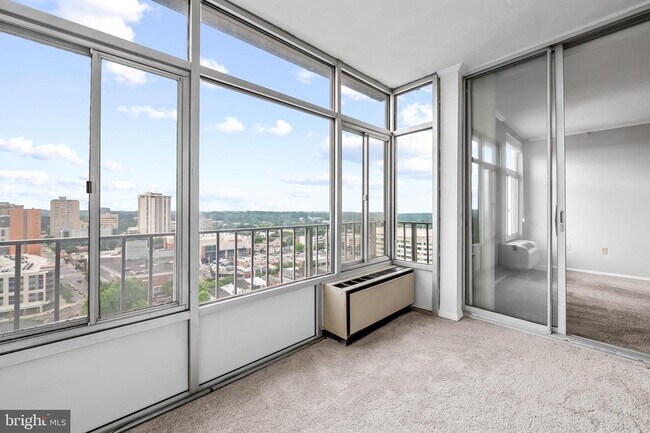 Building Photo - 28 Allegheny Ave
