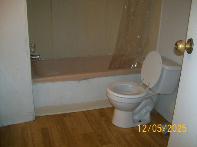 Building Photo - 3098 Springhill Rd