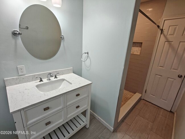 Building Photo - 1447 Lawrence Pl