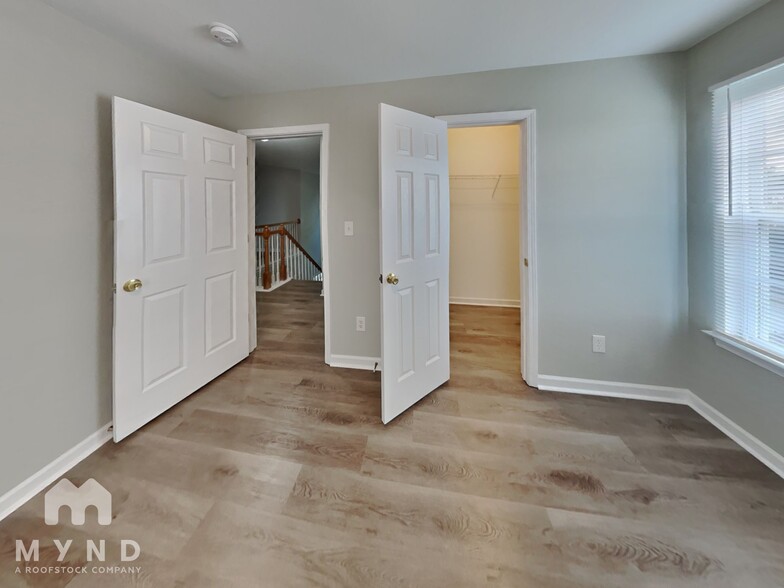 Building Photo - 165 Stallings Mill Dr