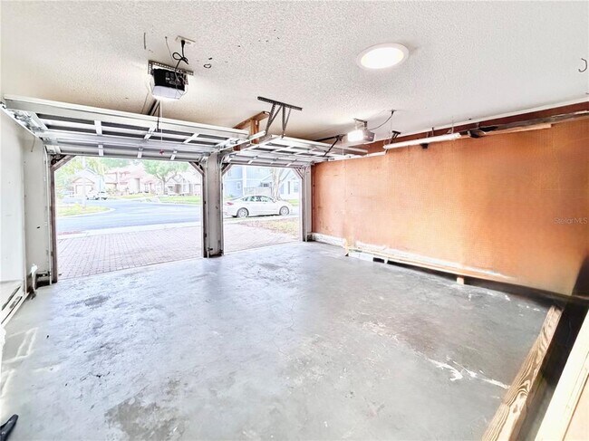 Building Photo - 2245 Springrain Dr