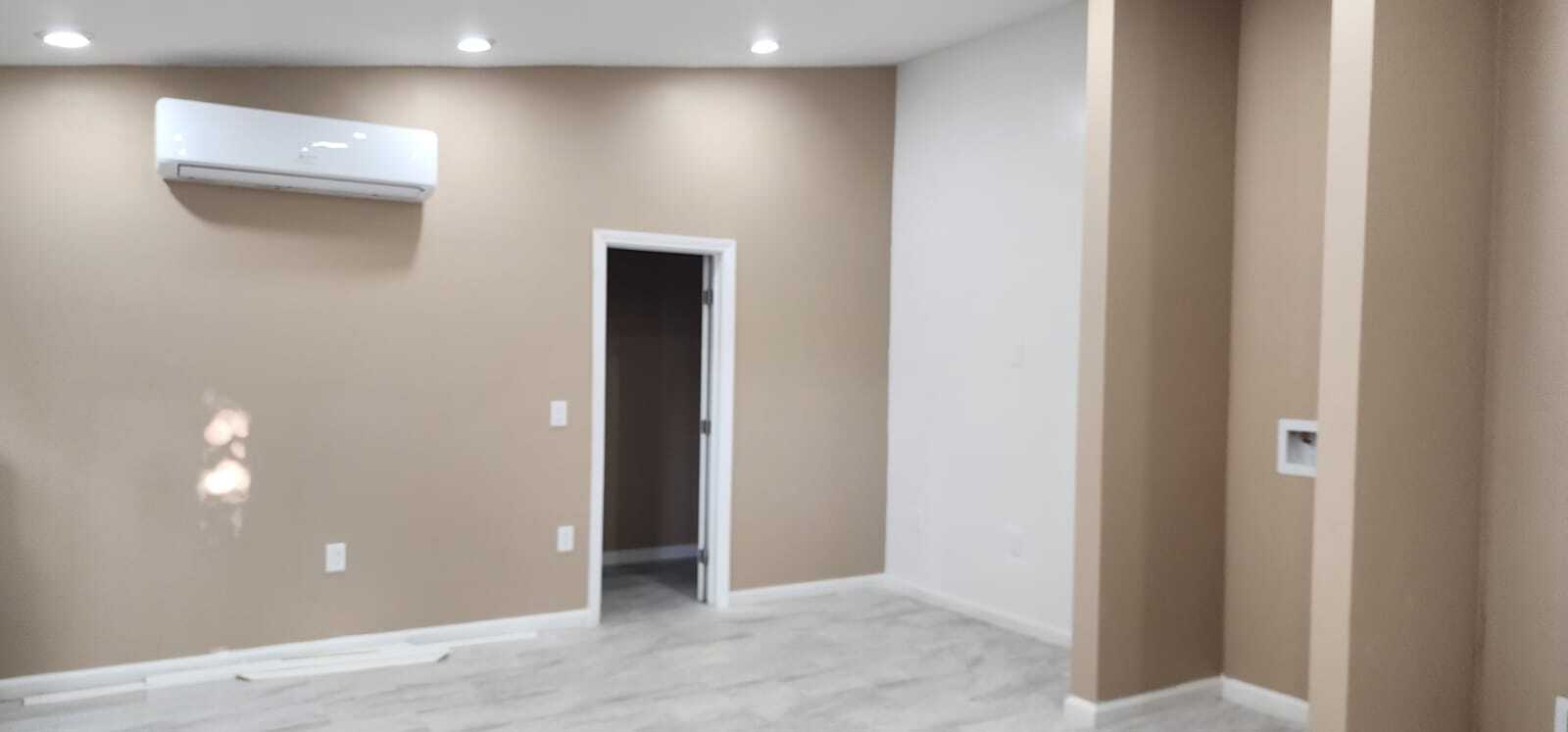 Building Photo - 1087 Monserate Ave