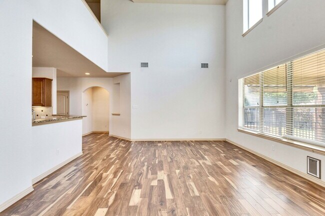 Building Photo - 2300 Dovetail St