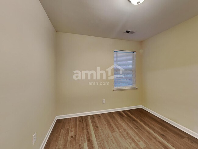 Building Photo - 4716 Byers Rd