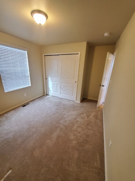 Building Photo - 6518 Dance Hall Ln