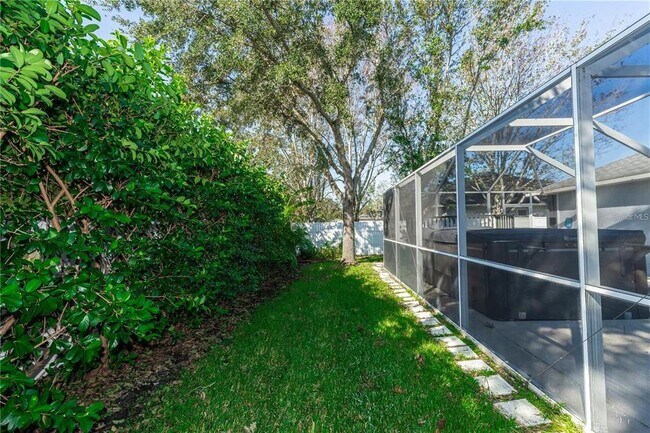 Building Photo - 12 Peruvian Ln