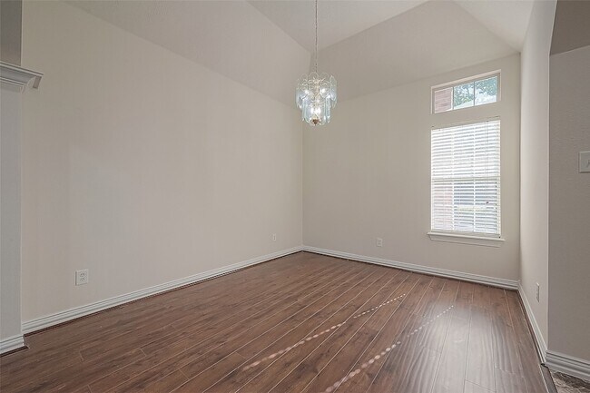 Building Photo - 1189 Lovett St