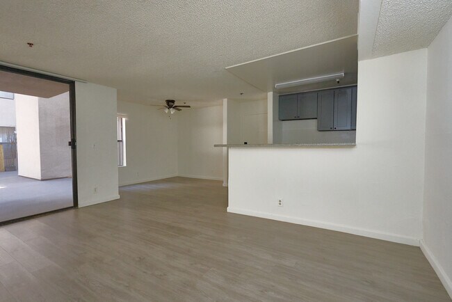 Building Photo - 171 Virgil S Ave
