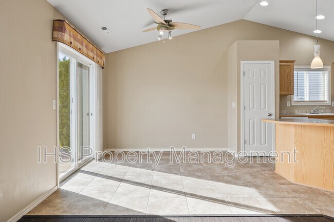 Building Photo - 1701 W 30th Ave