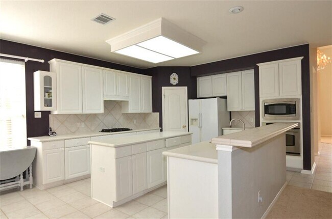 Building Photo - 15024 Galena Dr