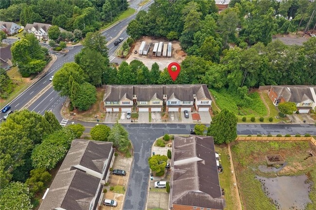 Building Photo - 1058 Treymont Ln SW