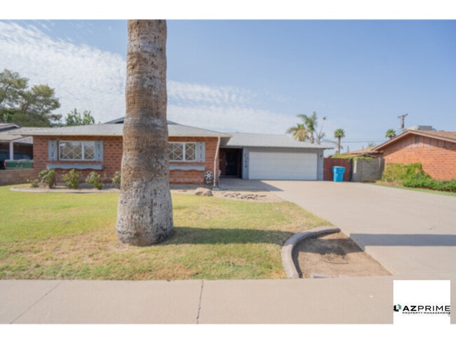 Building Photo - Fall in Love With This Beautifully Updated...