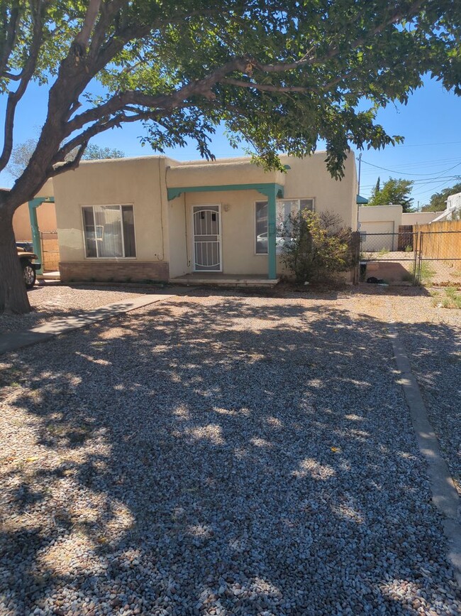 Primary Photo - One bedroom duplex with a Garage