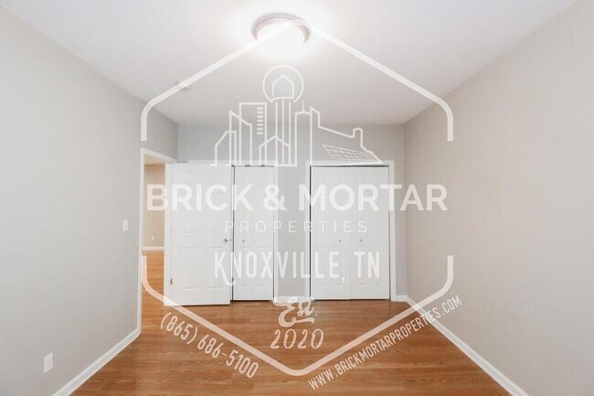 Building Photo - 6810 Springhouse Way