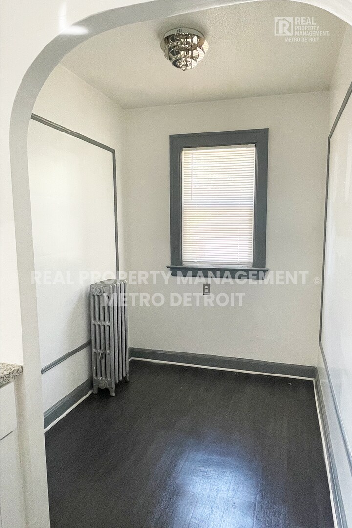 Building Photo - 5105 Grayton St