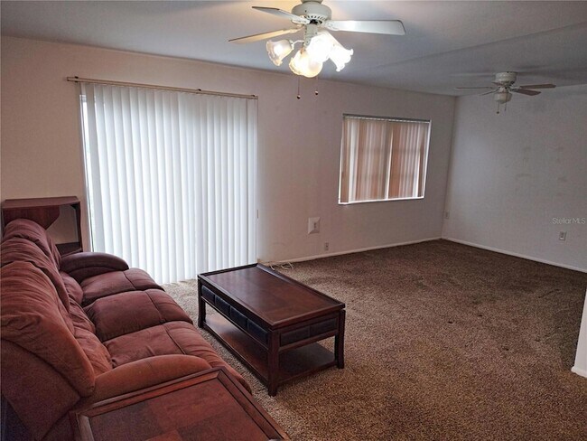 Building Photo - 1881 Restful Dr