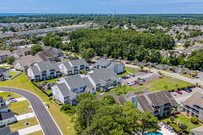 Building Photo - ***Free Utilities***Please note, this is a...