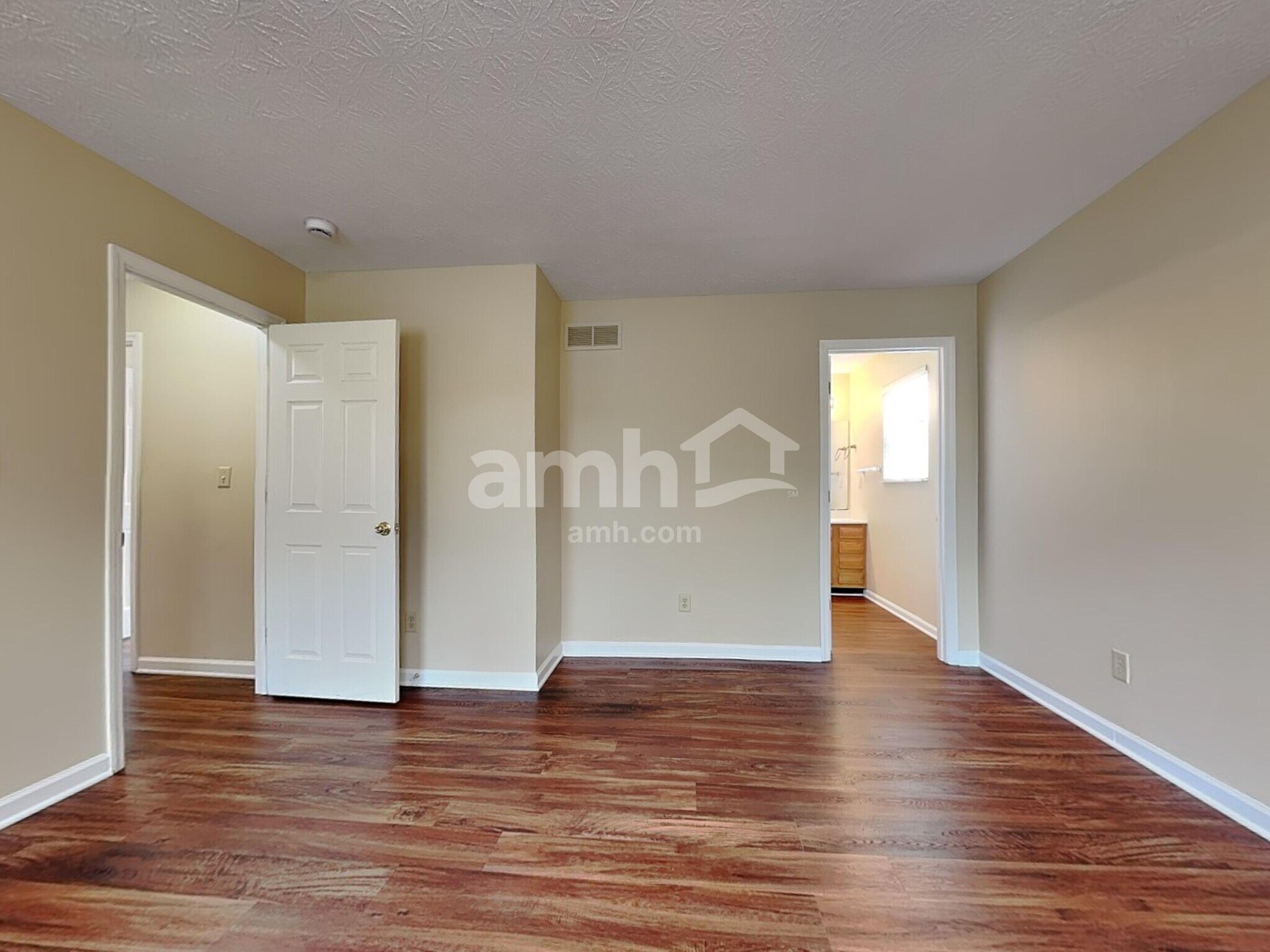 Building Photo - 45 Saddle Creek Ln