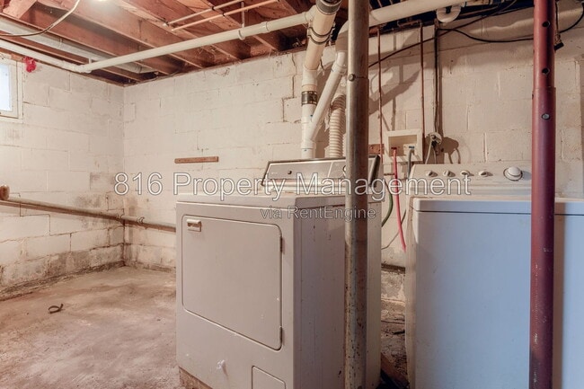 Building Photo - 429 NE 87th St