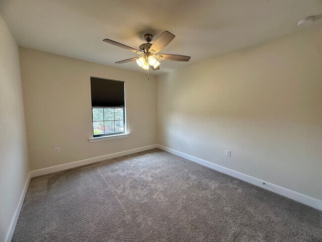 Building Photo - 9074 Bexley Dr