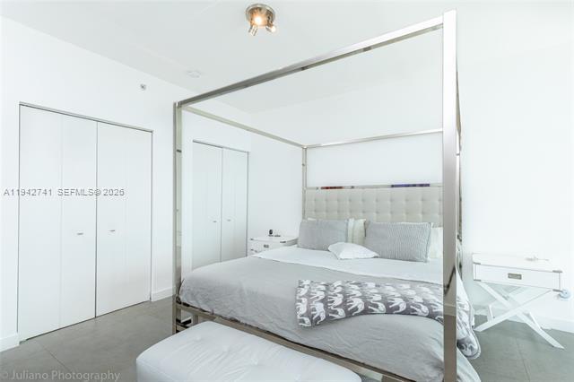 Building Photo - 690 SW 1st Ct