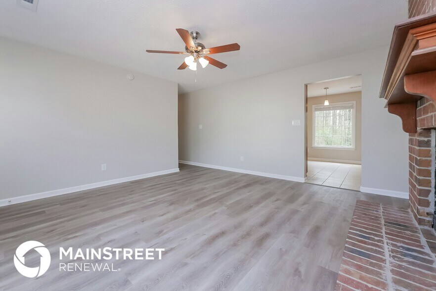 Building Photo - 315 Cornwallis Way