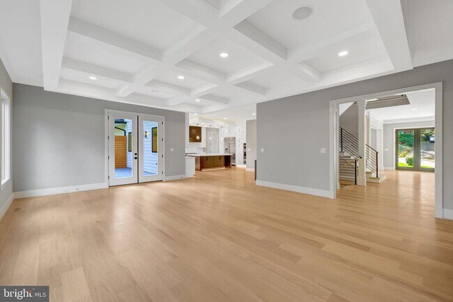 Building Photo - 6226 Kellogg Dr