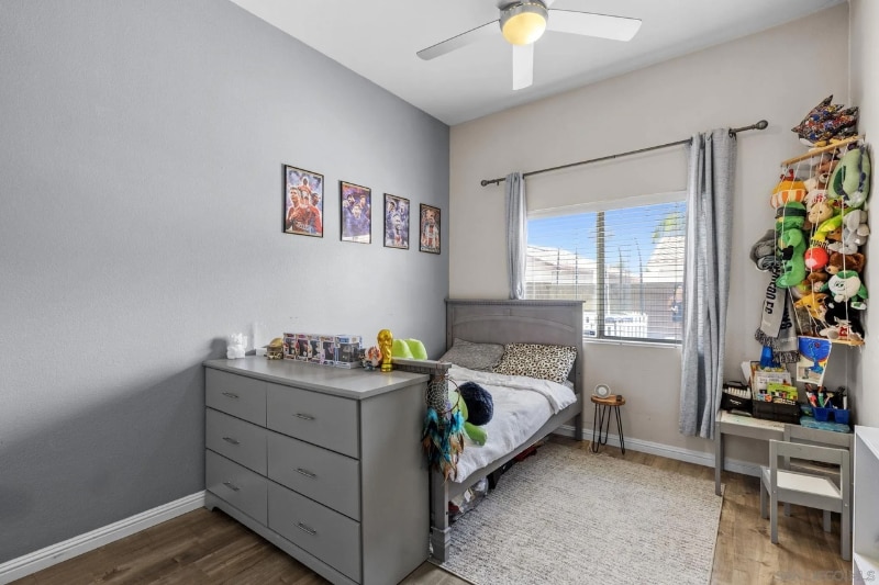 Building Photo - 3925 Estancia Dr