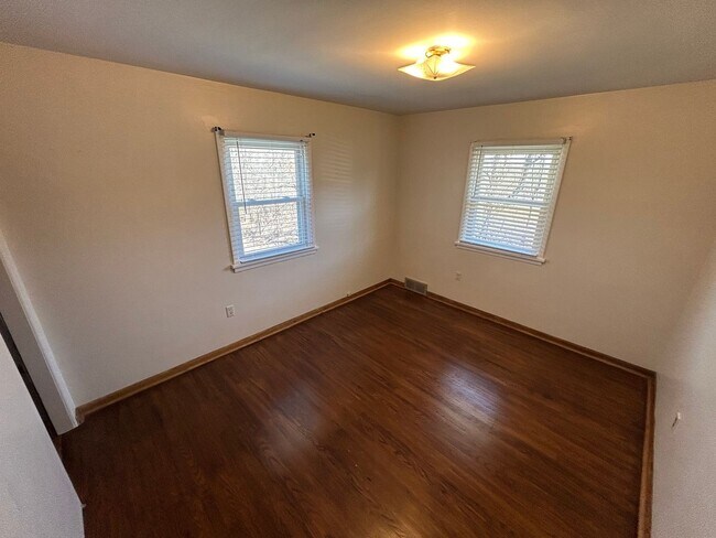 Building Photo - 4-bedroom Home in Cranberry Twp