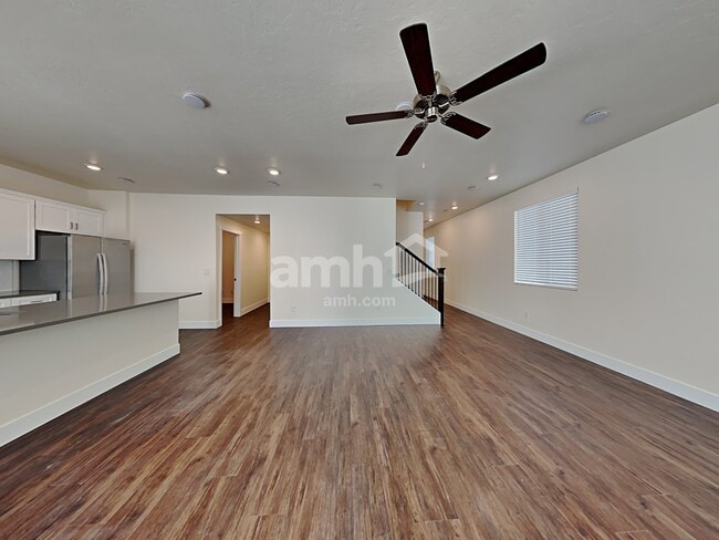 Building Photo - 4043 Bold Stripe Ave