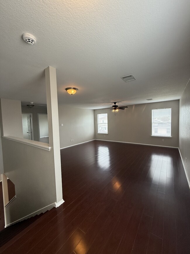 Building Photo - 502 Constellation Dr