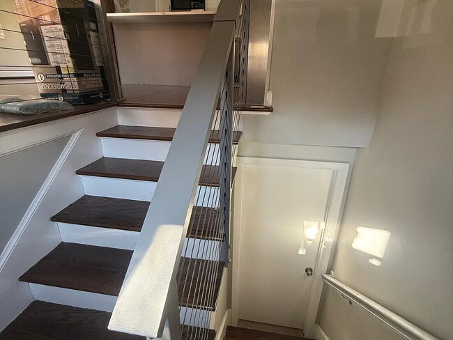 Building Photo - A great opportunity to enjoy coastal living in a peaceful setting.