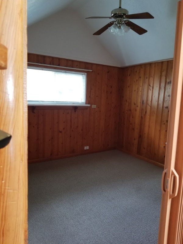 Building Photo - 1481 Chicago Creek Rd