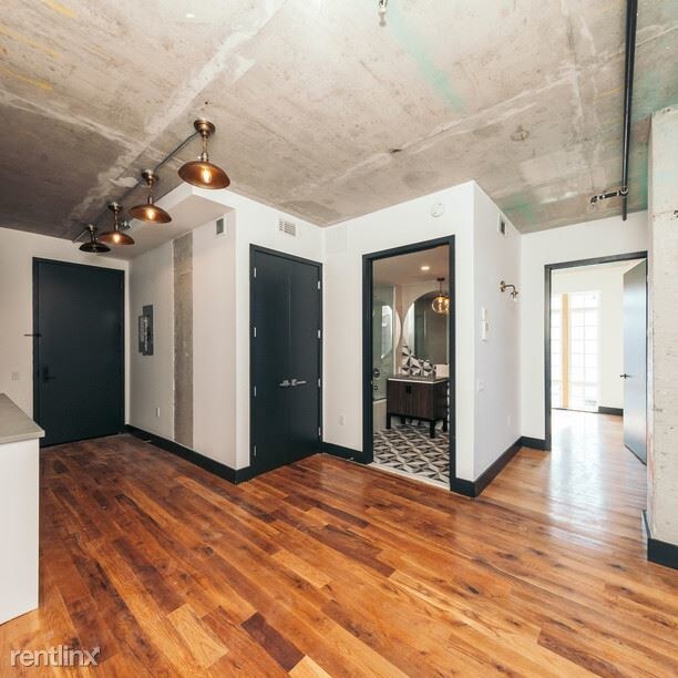 Building Photo - 803 Wyckoff Ave