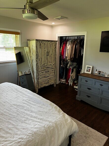 Building Photo - 101 Mary Ann Dr